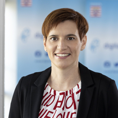 Katja Schroll
